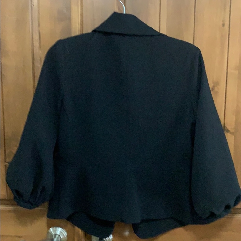 Black jacket - Picture 2 of 2